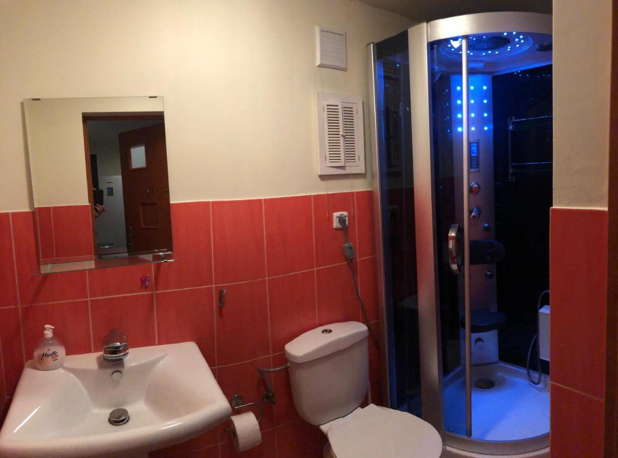 Apartament Stokrotka Lägenhet Lądek-Zdrój Exteriör bild