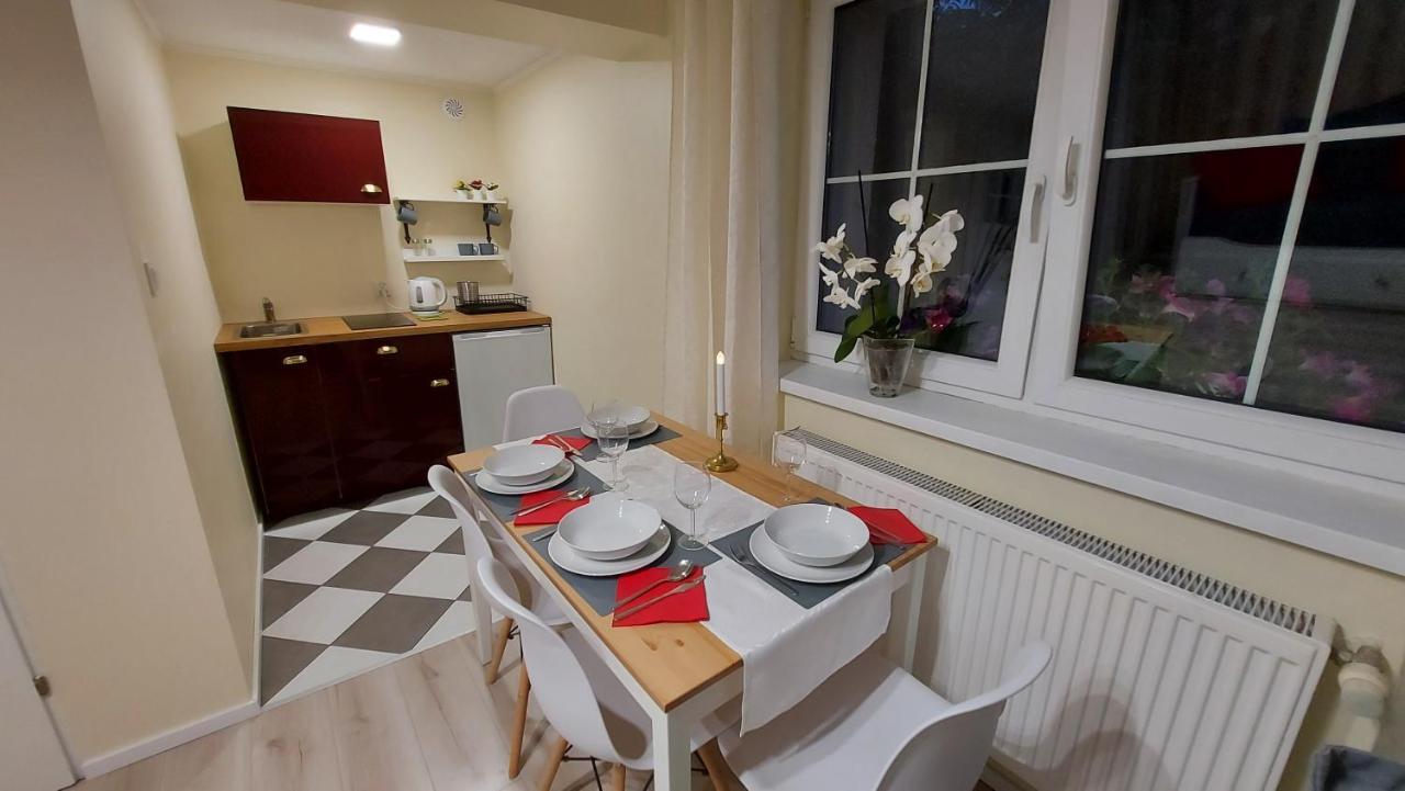 Apartament Stokrotka Lägenhet Lądek-Zdrój Exteriör bild