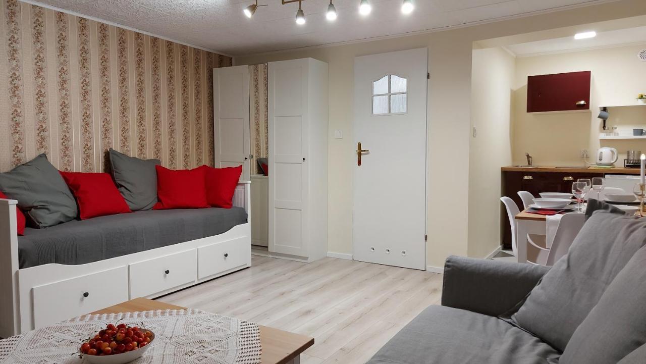Apartament Stokrotka Lägenhet Lądek-Zdrój Exteriör bild