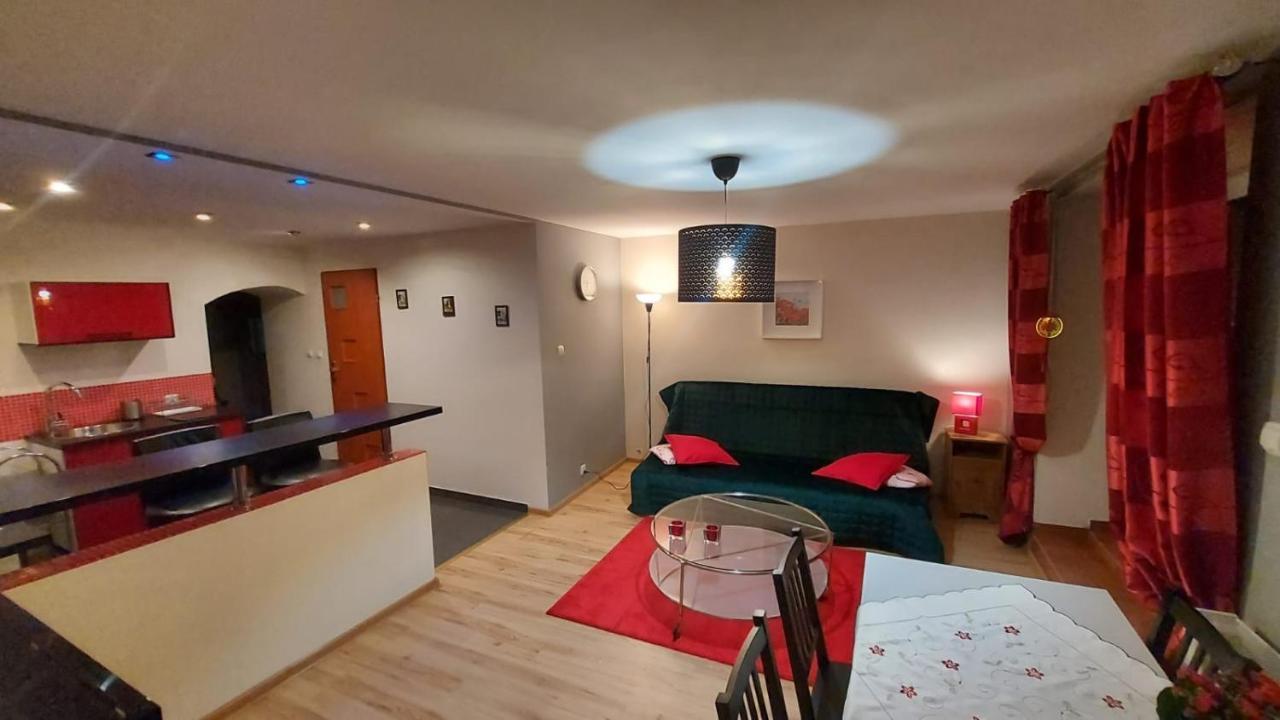 Apartament Stokrotka Lägenhet Lądek-Zdrój Exteriör bild